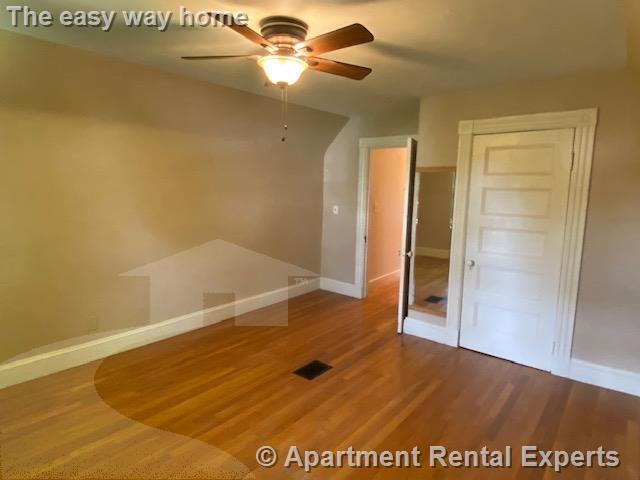 3 bed, 1 bath apartment for rent at 10 Usher Rd Unit 2, West Medford — photo 15 of 31
