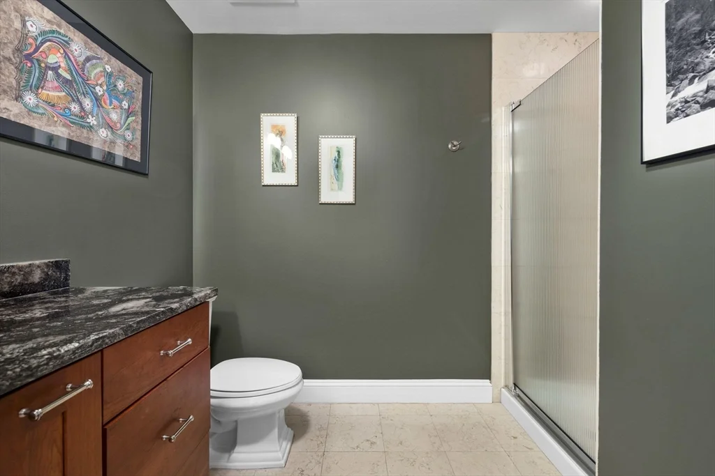 2 bed, 2 bath apartment for rent at 10 Vernon Unit PH 2, Coolidge Corner — photo 17 of 26