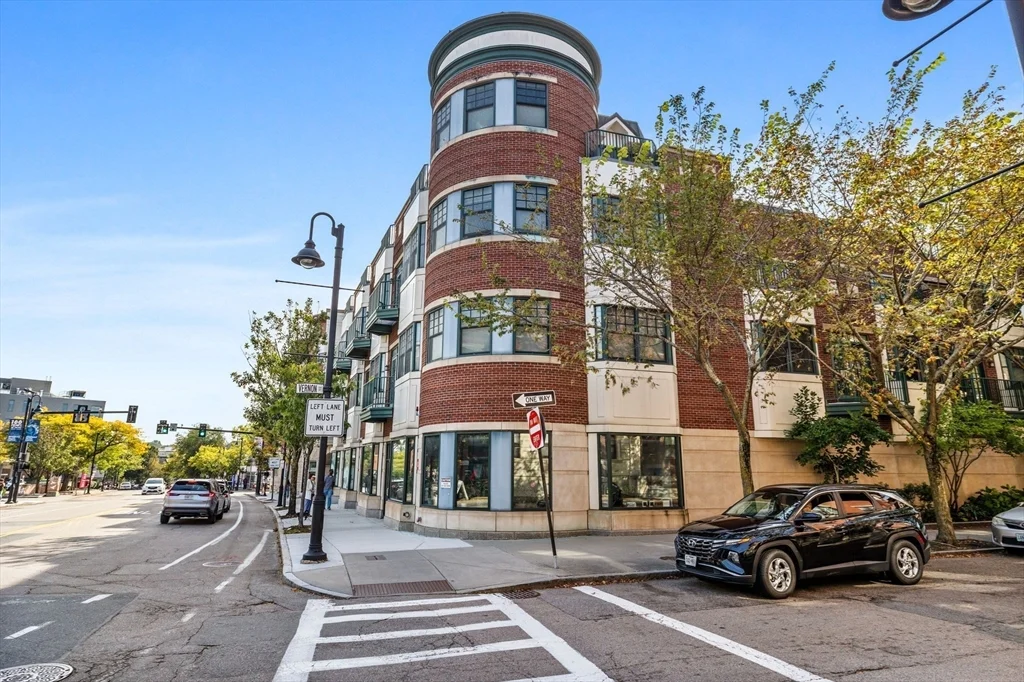 2 bed, 2 bath apartment for rent at 10 Vernon Unit PH 2, Coolidge Corner — photo 23 of 26