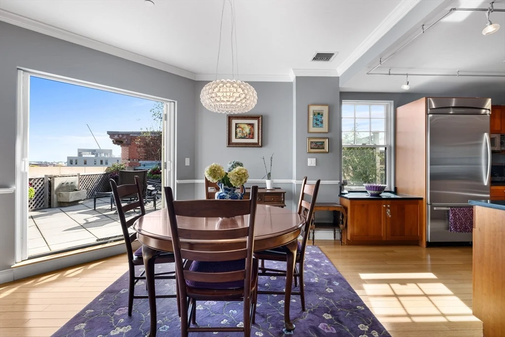 2 bed, 2 bath apartment for rent at 10 Vernon Unit PH 2, Coolidge Corner — photo 5 of 26