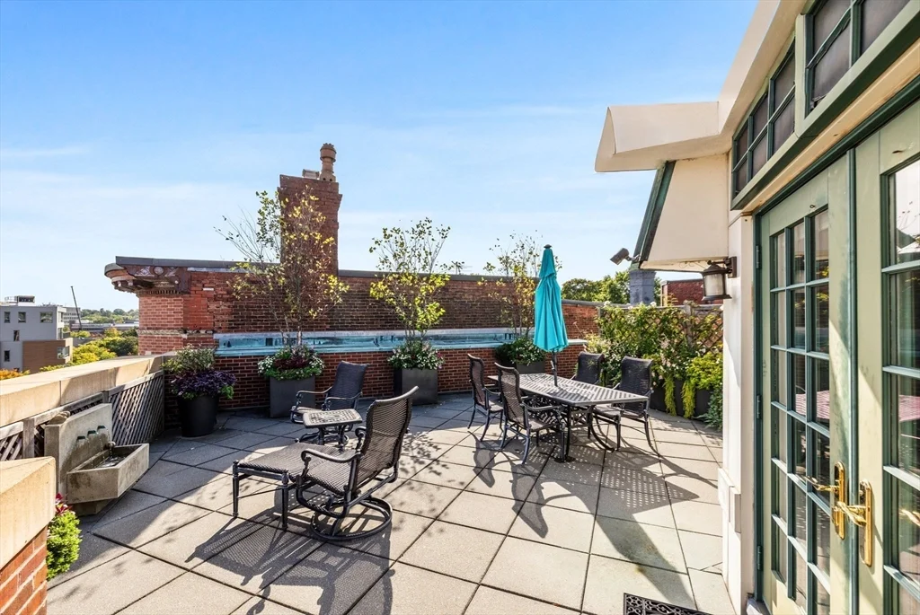 2 bed, 2 bath apartment for rent at 10 Vernon Unit PH 2, Coolidge Corner — photo 19 of 26