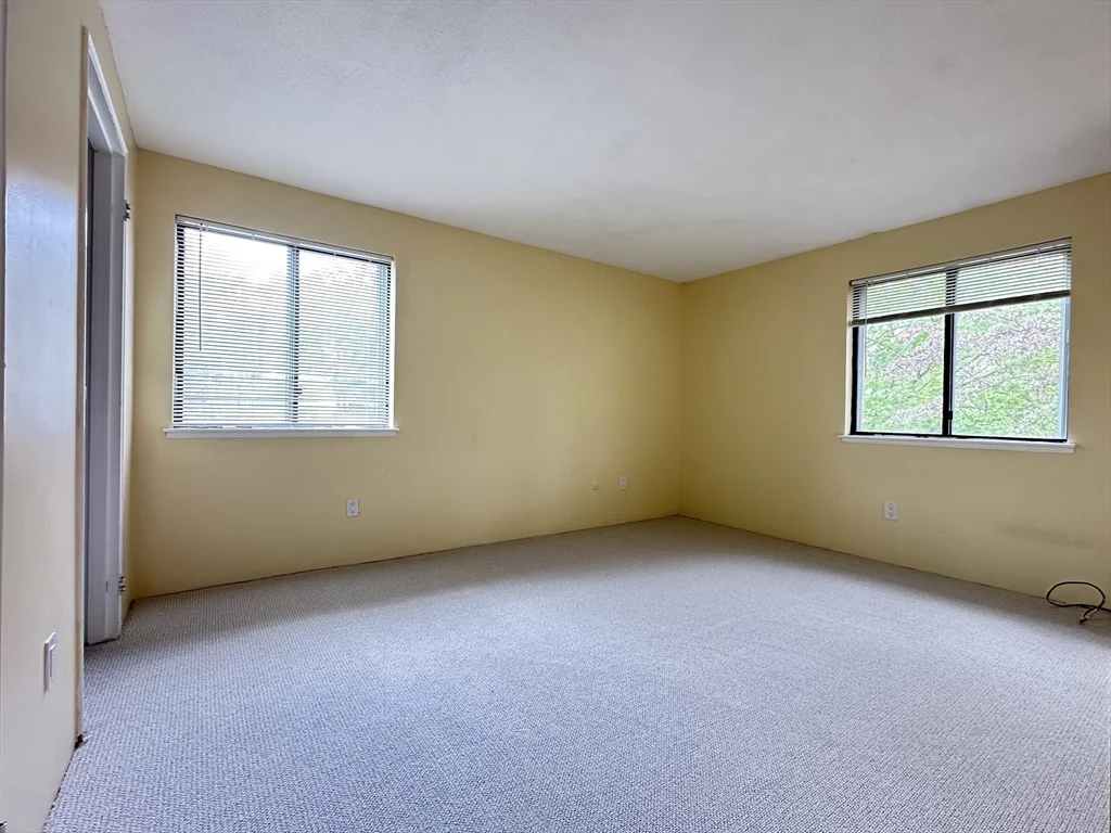 2 bed, 2 bath apartment for rent at 10 Village Hill Ln Unit 7, Natick — photo 5 of 7