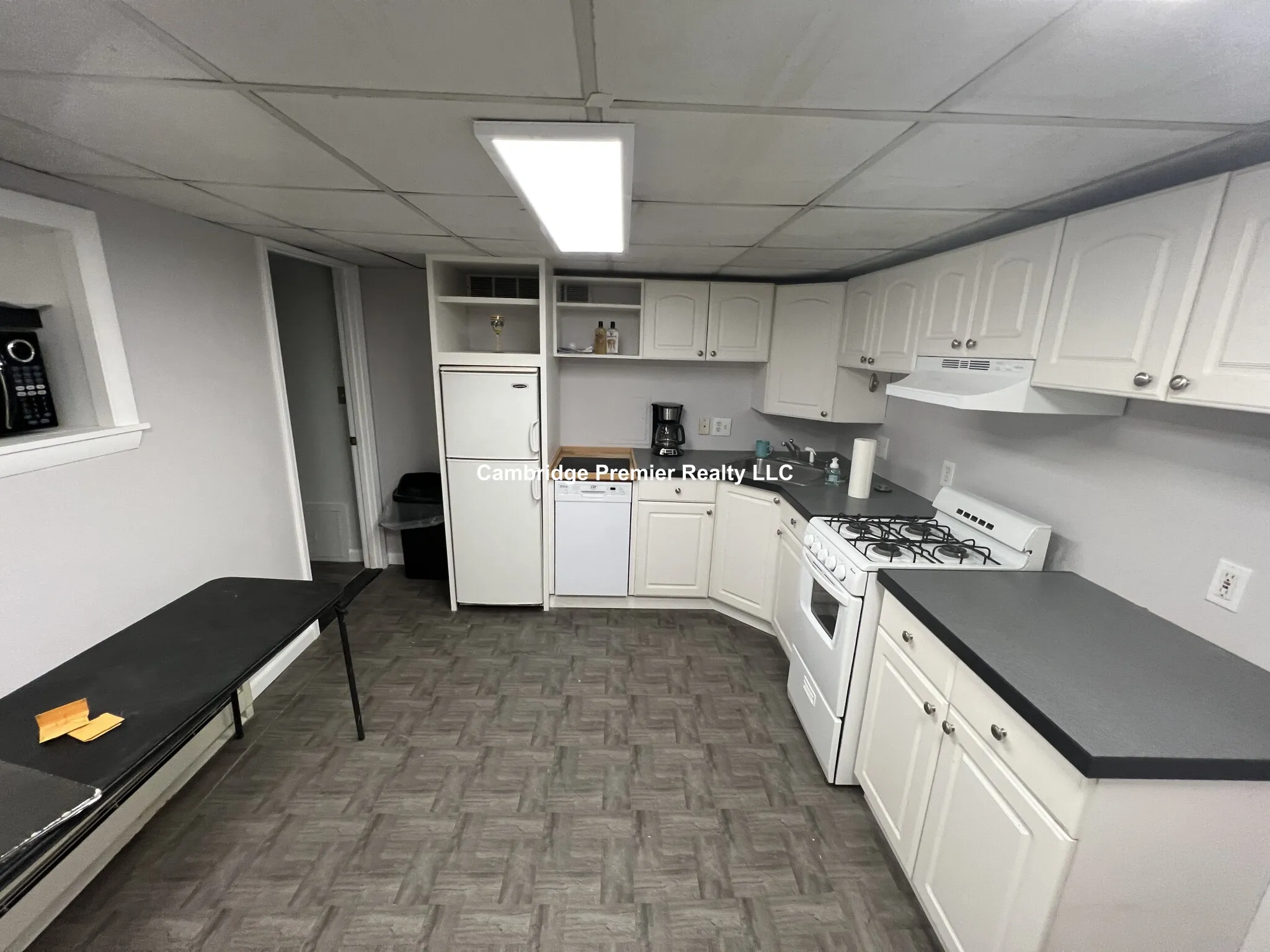 2 bed, 2 bath apartment for rent at 10 Wallace St Unit 2R, Tufts