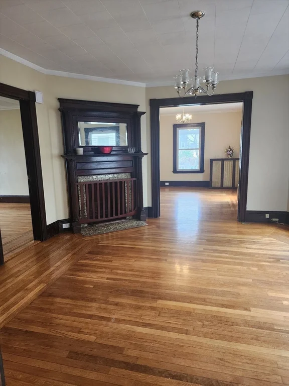 2 bed, 1 bath apartment for rent at 10 Warner St Unit 1, Salem — photo 1 of 9