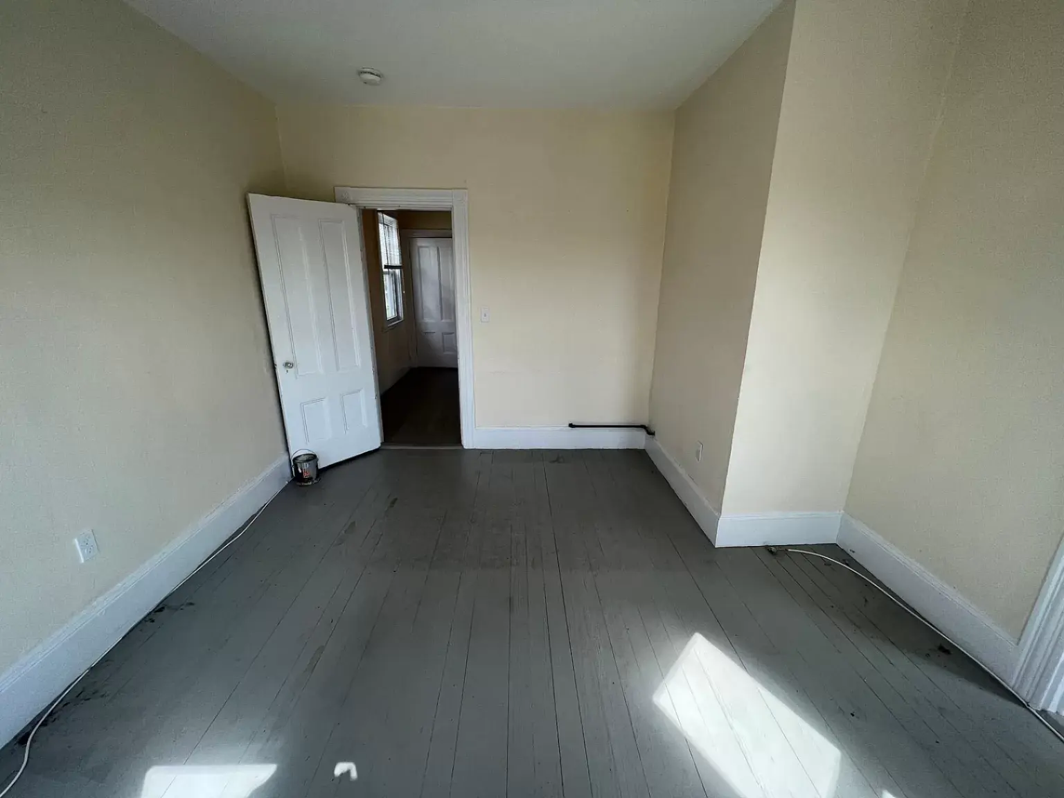 2 bed, 1 bath apartment for rent at 10 Warren St Unit 2, Cambridge — photo 19 of 20