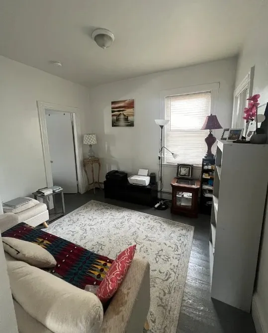 2 bed, 1 bath apartment for rent at 10 Warren St Unit 2, Cambridge — photo 1 of 20