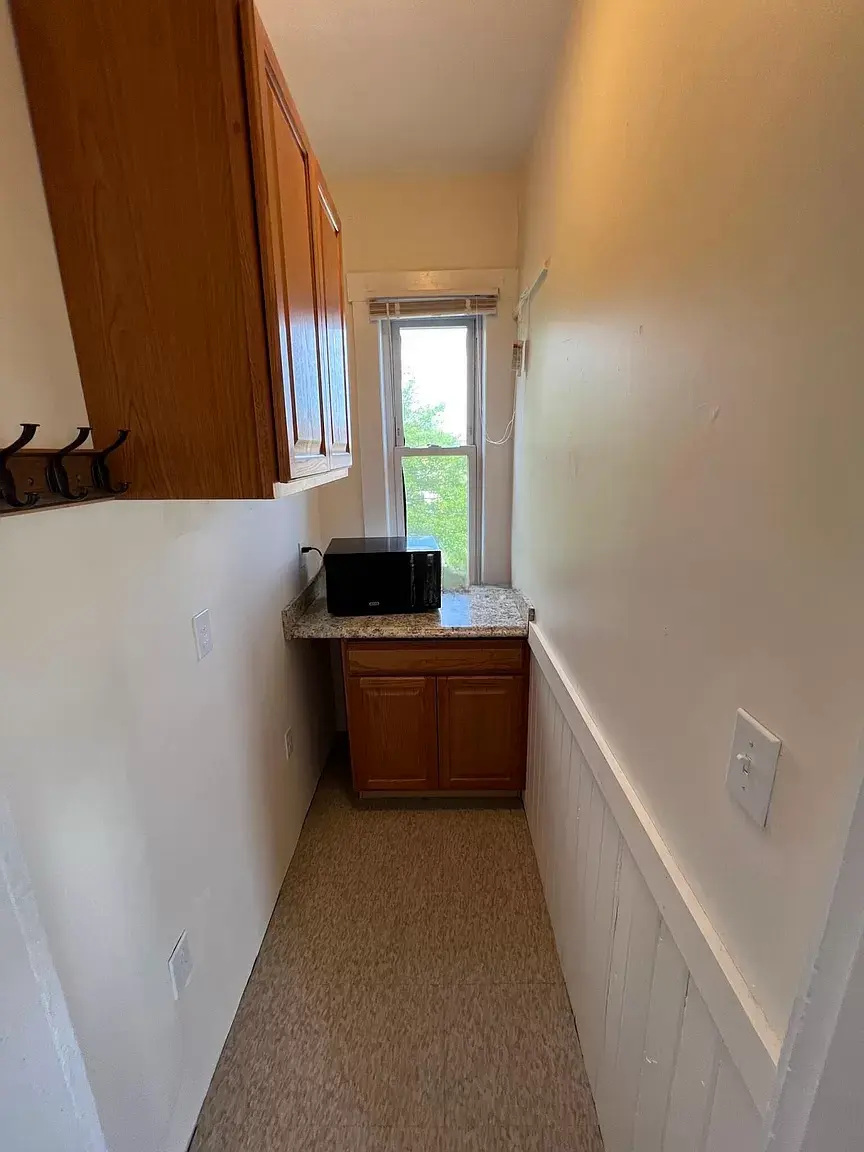 2 bed, 1 bath apartment for rent at 10 Warren St Unit 2, Cambridge — photo 12 of 20