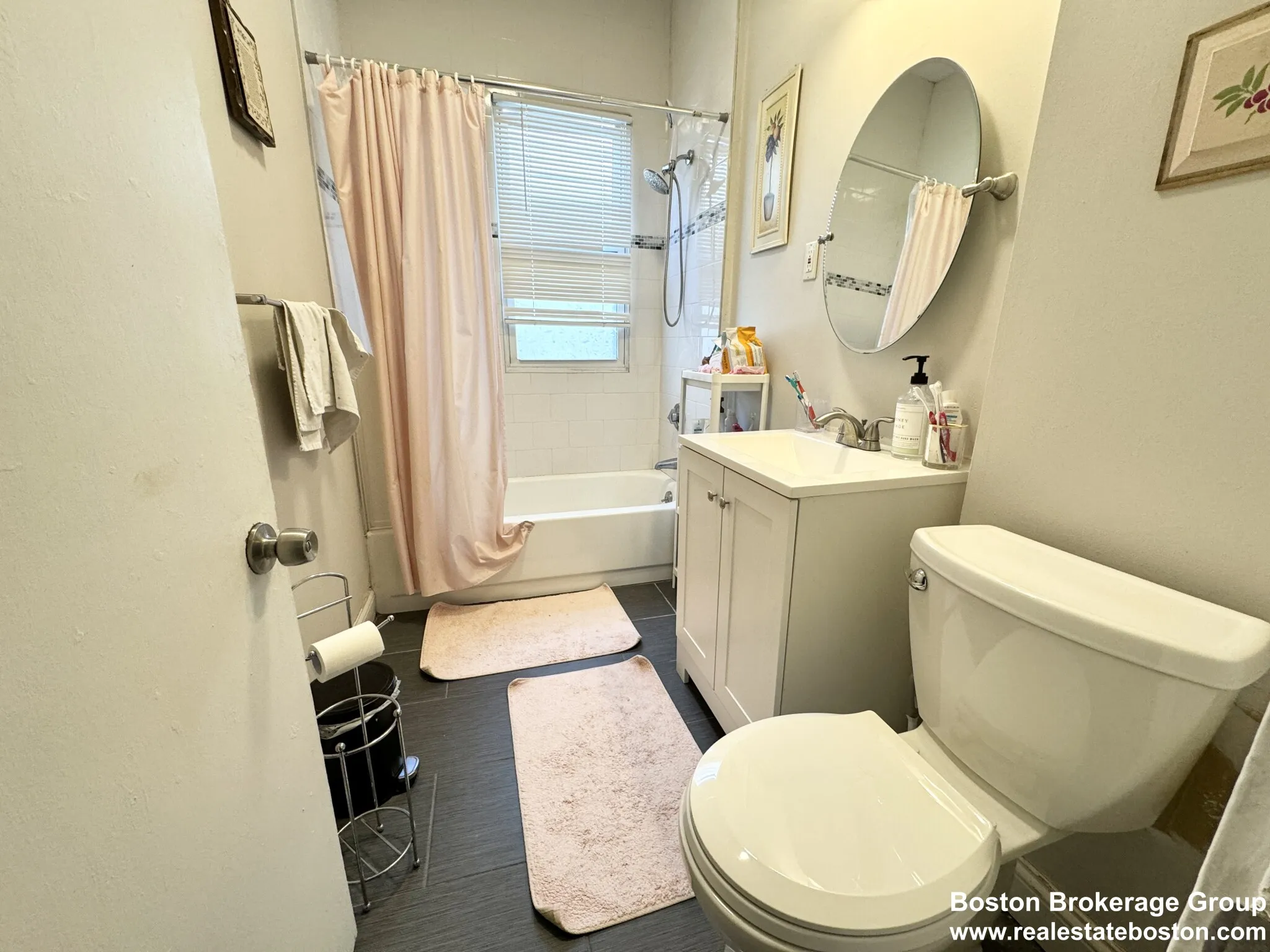 3 bed, 1 bath apartment for rent at 10 Wave Ave Unit 3, Dorchester — photo 8 of 9
