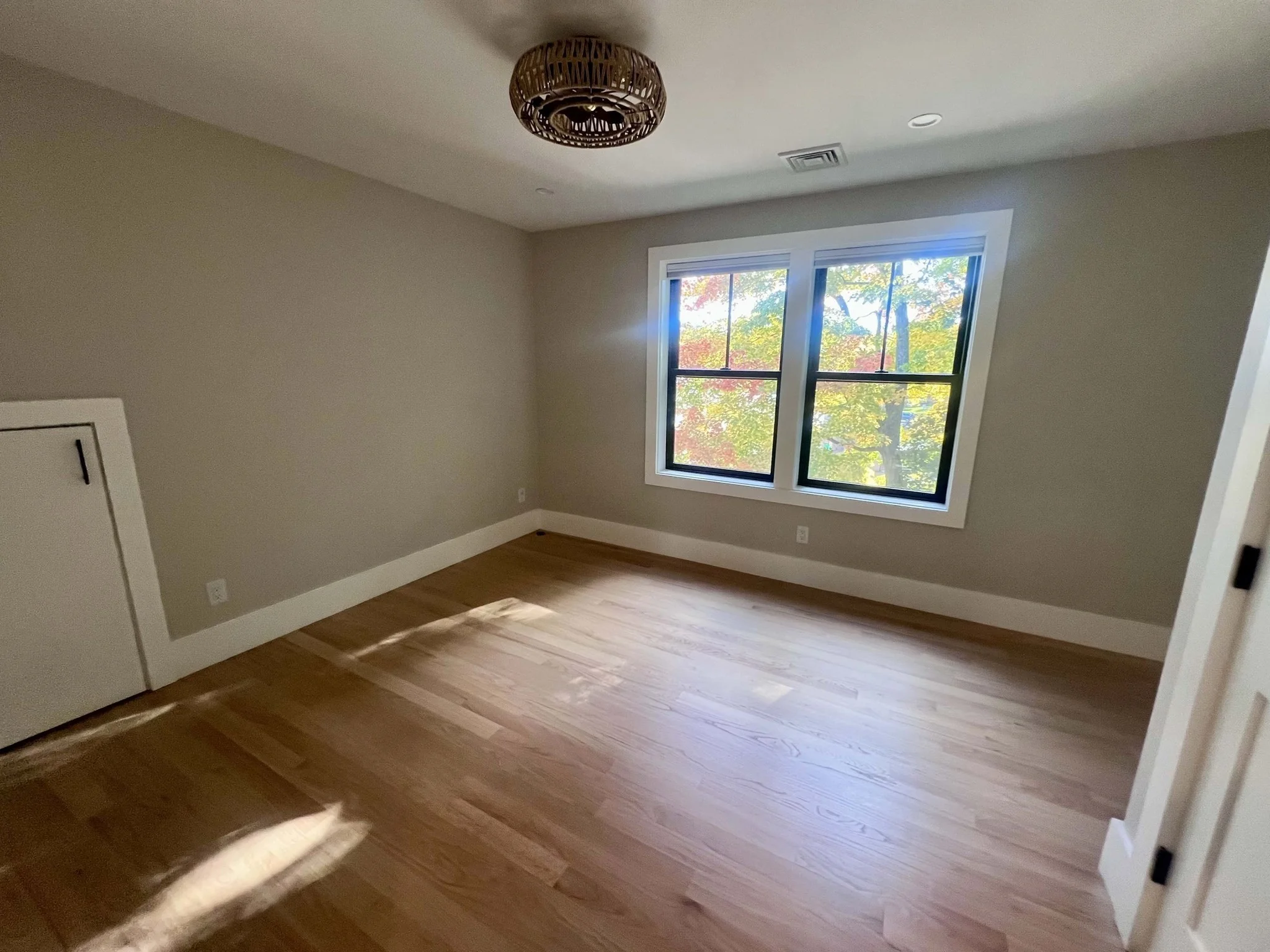 4 bed, 3 bath apartment for rent at 10 Webber Ave Unit 202, Bedford — photo 18 of 31