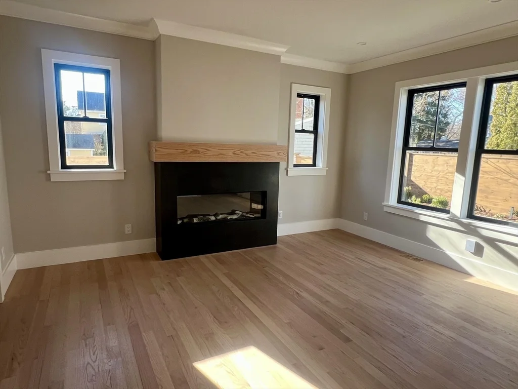 4 bed, 3 bath apartment for rent at 10 Webber Ave Unit 202, Bedford — photo 6 of 25