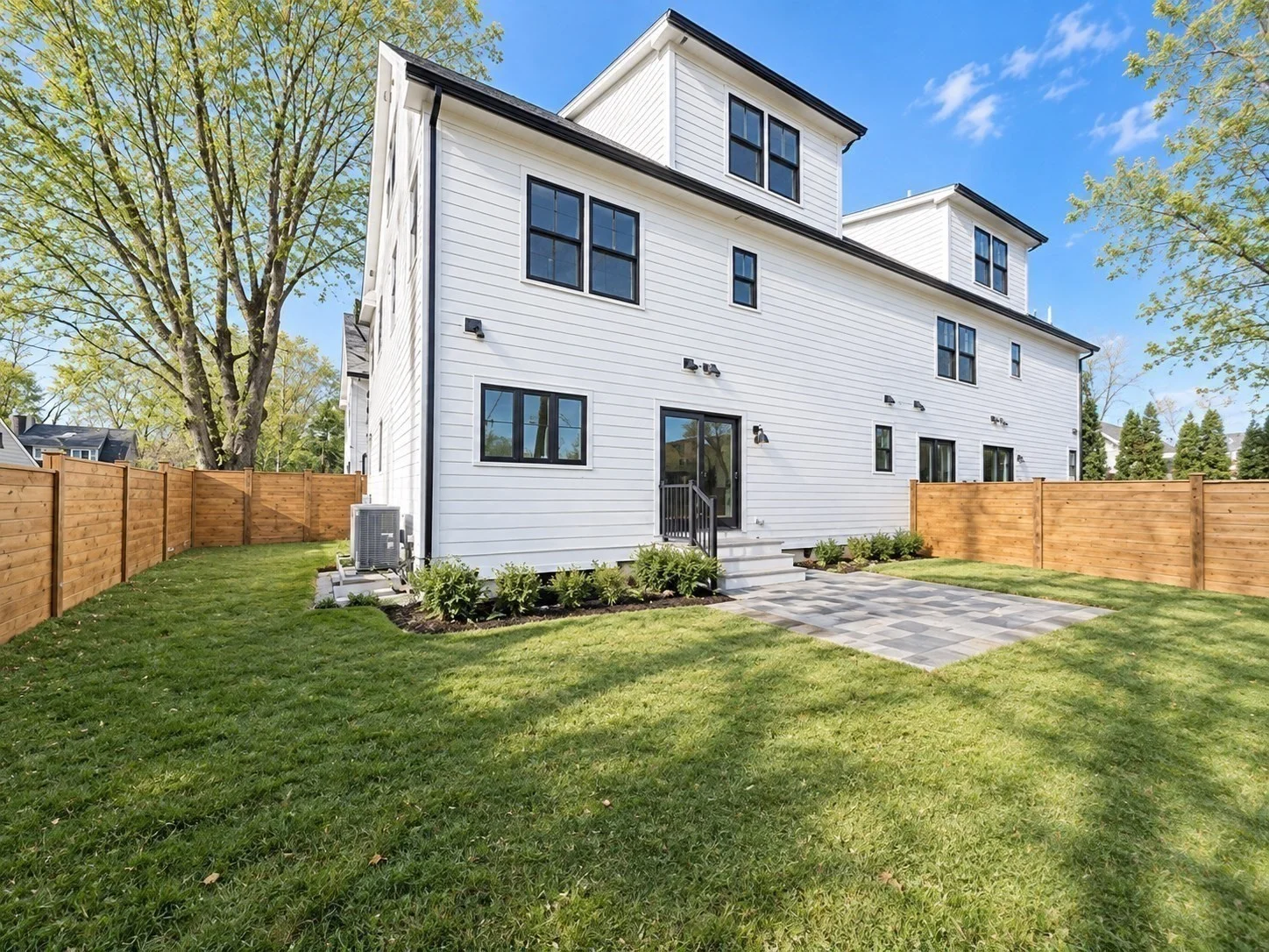 4 bed, 3 bath apartment for rent at 10 Webber Ave Unit 202, Bedford — photo 26 of 31