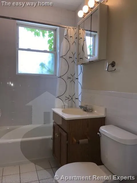 Studio bed, 1 bath apartment for rent at 10 Wendell St Unit 14, Harvard Square — photo 8 of 10