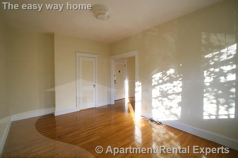 Studio bed, 1 bath apartment for rent at 10 Wendell St Unit 9, Harvard Square — photo 5 of 6