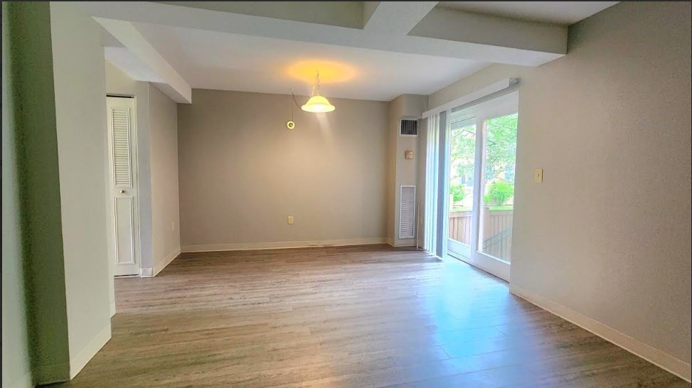 2 bed, 1 bath apartment for rent at 10 West St Unit 10, Hyde Park — photo 4 of 11