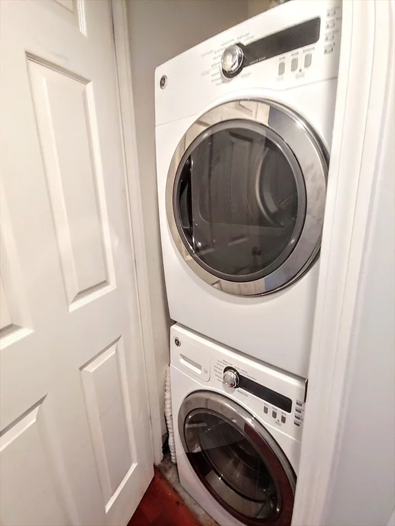 2 bed, 2 bath apartment for rent at 10 Weston Ave Unit 114, Wollaston — photo 19 of 27