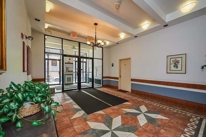 1 bed, 1 bath apartment for rent at 10 Weston Ave Unit 203, Wollaston — photo 3 of 18