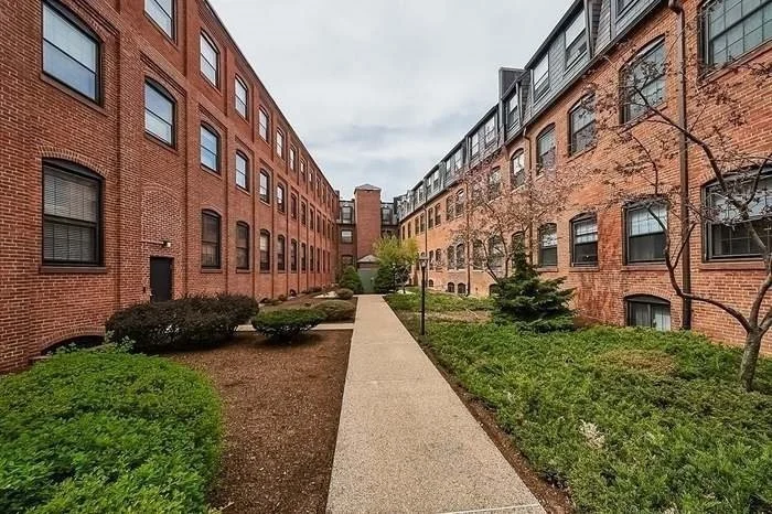 1 bed, 1 bath apartment for rent at 10 Weston Ave Unit 203, Wollaston — photo 16 of 18