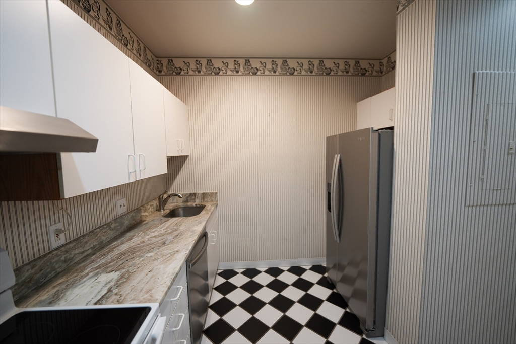 2 bed, 1 bath apartment for rent at 10 Weston Ave Unit 220, Quincy — photo 13 of 24