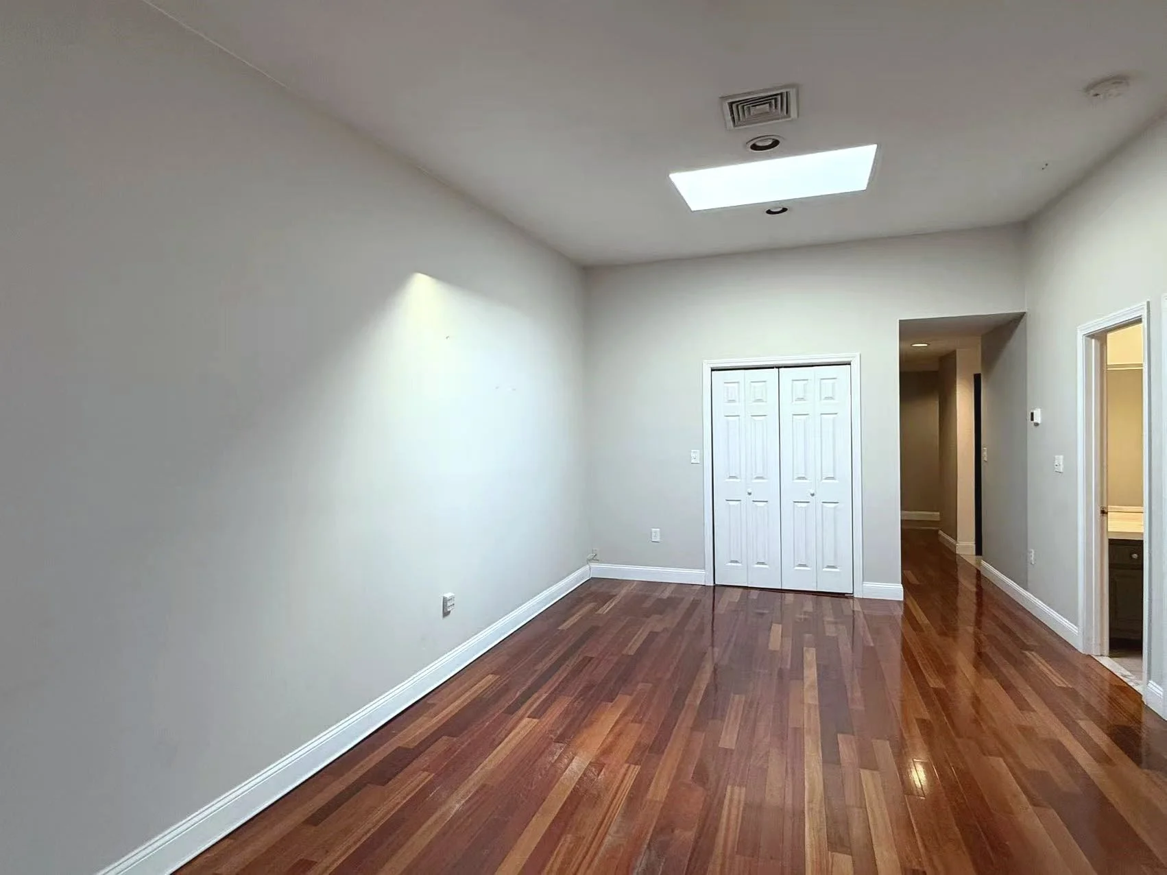 2 bed, 1 bath apartment for rent at 10 Weston Ave Unit 420, Quincy — photo 3 of 8