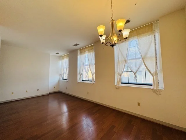 2 bed, 2 bath apartment for rent at 10 Weston St Unit 205, Quincy — photo 2 of 12