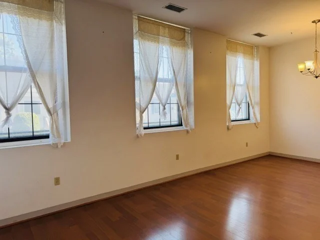 2 bed, 2 bath apartment for rent at 10 Weston St Unit 205, Quincy — photo 3 of 12