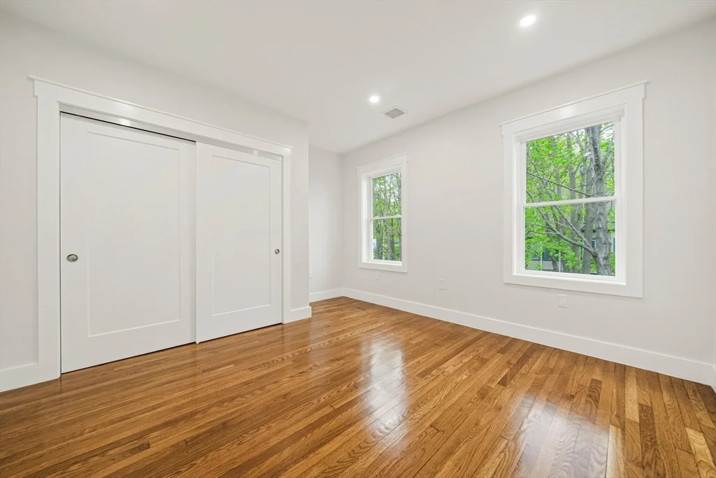 4 bed, 2 bath apartment for rent at 10 Whitford St Unit 10, Roslindale — photo 7 of 21
