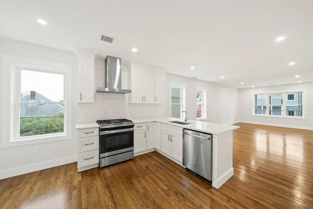 4 bed, 2 bath apartment for rent at 10 Whitford St Unit 10, Roslindale — photo 1 of 21