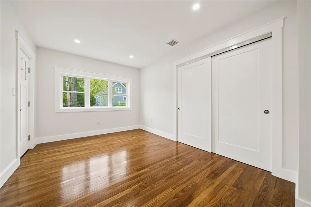 4 bed, 2 bath apartment for rent at 10 Whitford St Unit 10, Roslindale — photo 10 of 21