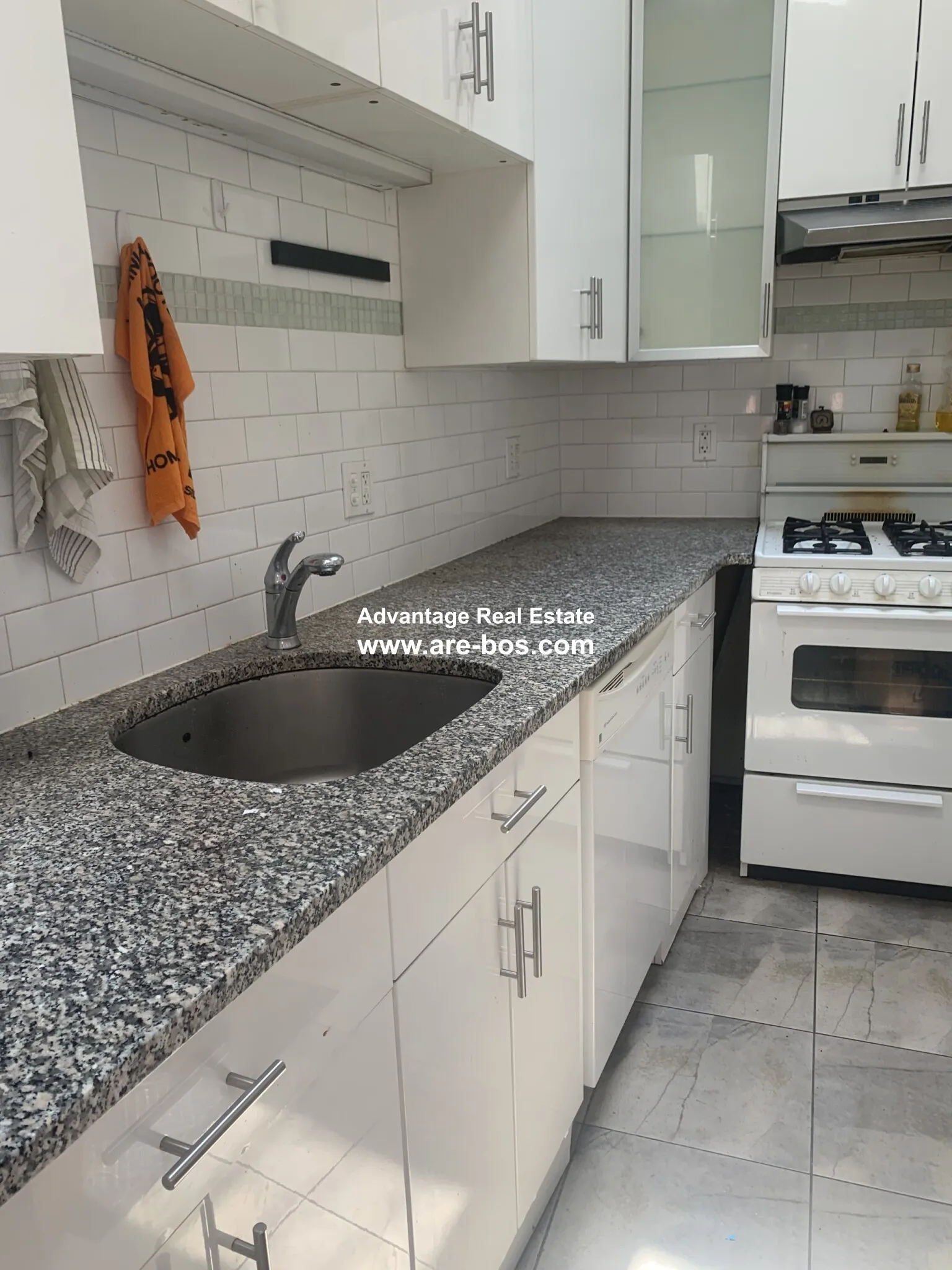 2 bed, 2 bath apartment for rent at 10 Wiget St Unit 2, North End — photo 2 of 52