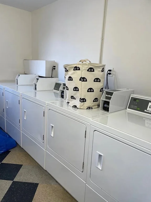 2 bed, 1 bath apartment for rent at 10 Williams St Unit 75, Newton Corner — photo 10 of 17