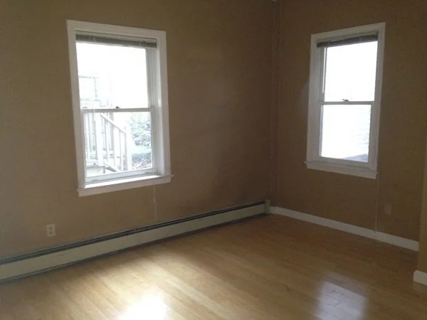 1 bed, 1 bath apartment for rent at 10 Williams St Unit C2, Salem — photo 7 of 10
