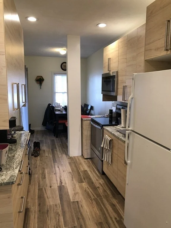 1 bed, 1 bath apartment for rent at 10 Williams St Unit C2, Salem — photo 4 of 10