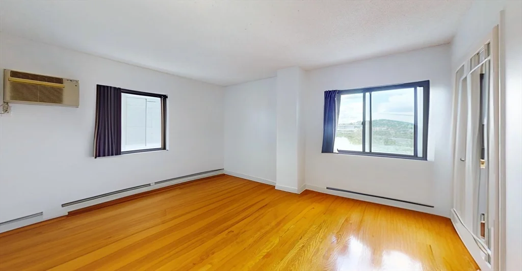2 bed, 1 bath apartment for rent at 10 Williams Unit 75, Newton Corner — photo 5 of 7