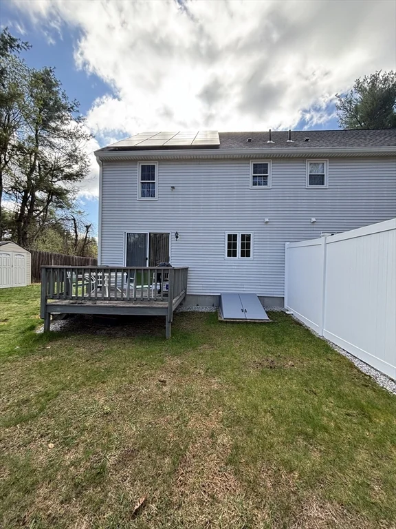 3 bed, 1 bath apartment for rent at 10 Wilson Dr Unit B, Westminster — photo 3 of 28