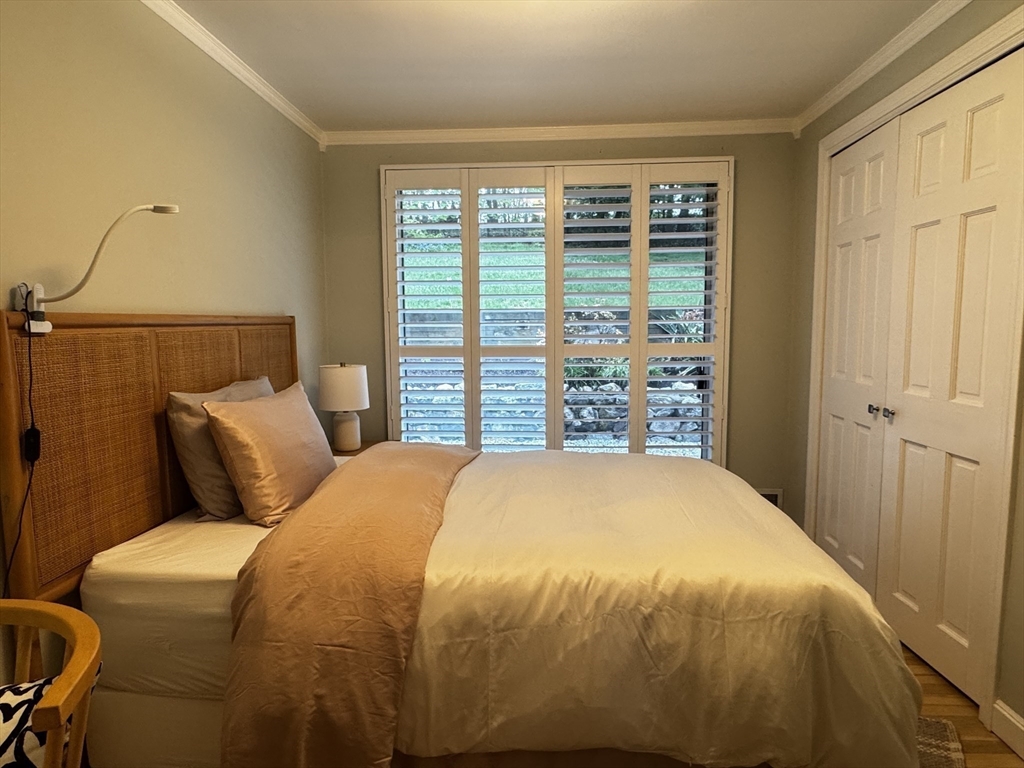 4 bed, 3 bath apartment for rent at 10 Winch Way, Natick — photo 13 of 26