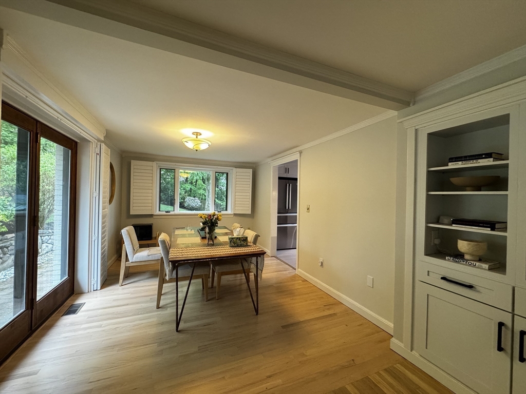 4 bed, 3 bath apartment for rent at 10 Winch Way, Natick — photo 11 of 26