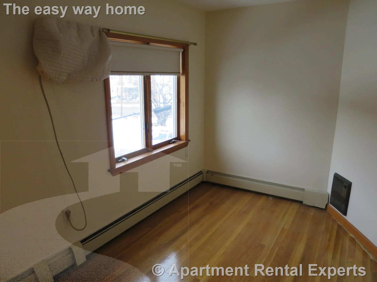 2 bed, 1 bath apartment for rent at 10 Windsor Rd Unit 2, Tufts — photo 4 of 16