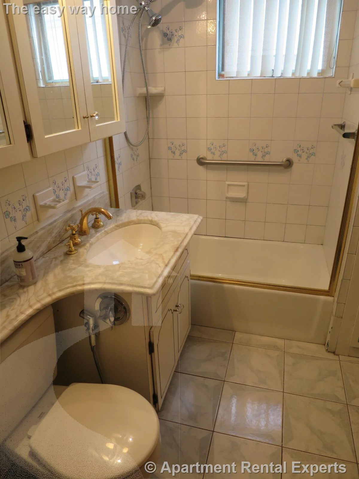 2 bed, 1 bath apartment for rent at 10 Windsor Rd Unit 2, Tufts — photo 5 of 16