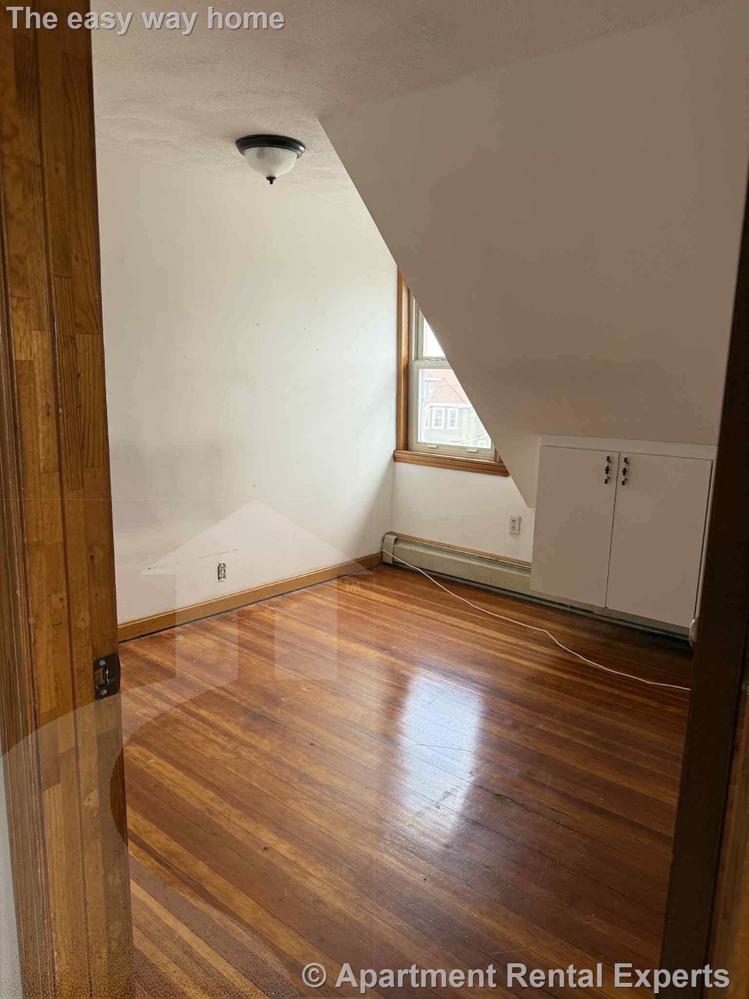 2 bed, 1 bath apartment for rent at 10 Windsor Rd Unit 3, Tufts — photo 11 of 19