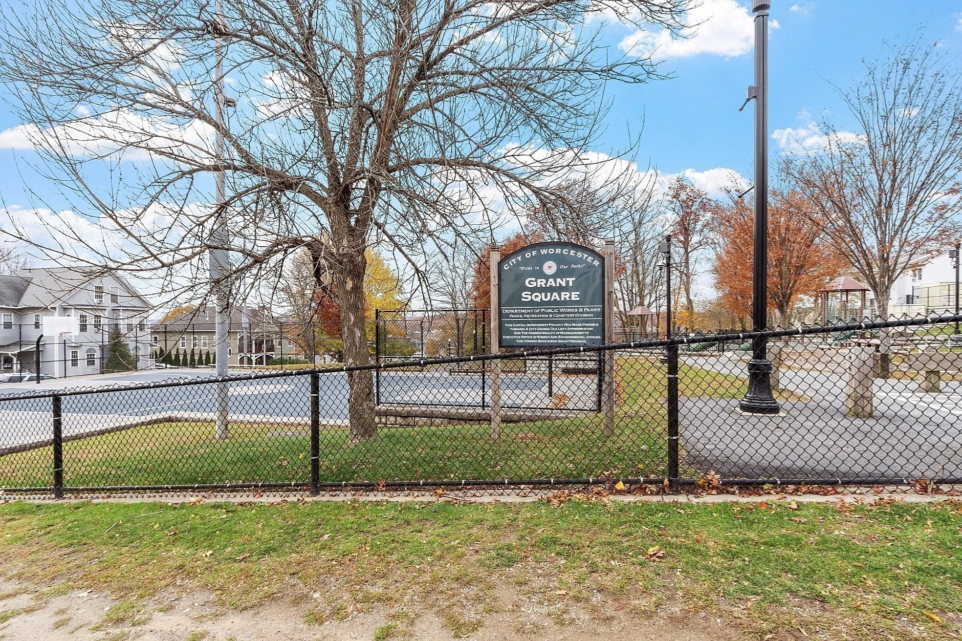 3 bed, 2 bath apartment for rent at 10 Windsor St Unit E, Worcester — photo 36 of 37