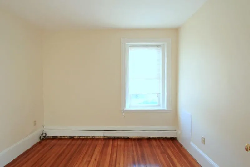 2 bed, 1 bath apartment for rent at 10 Winter St Unit 2, East Cambridge — photo 10 of 17