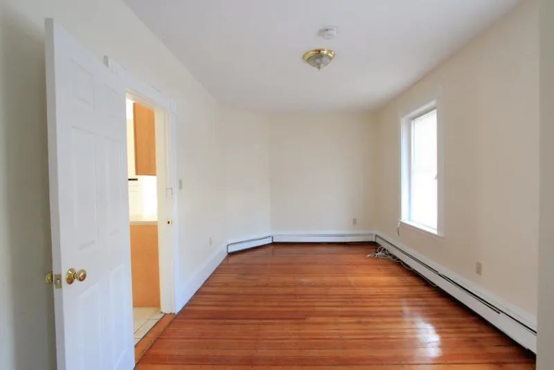 2 bed, 1 bath apartment for rent at 10 Winter St Unit 2, East Cambridge — photo 7 of 17