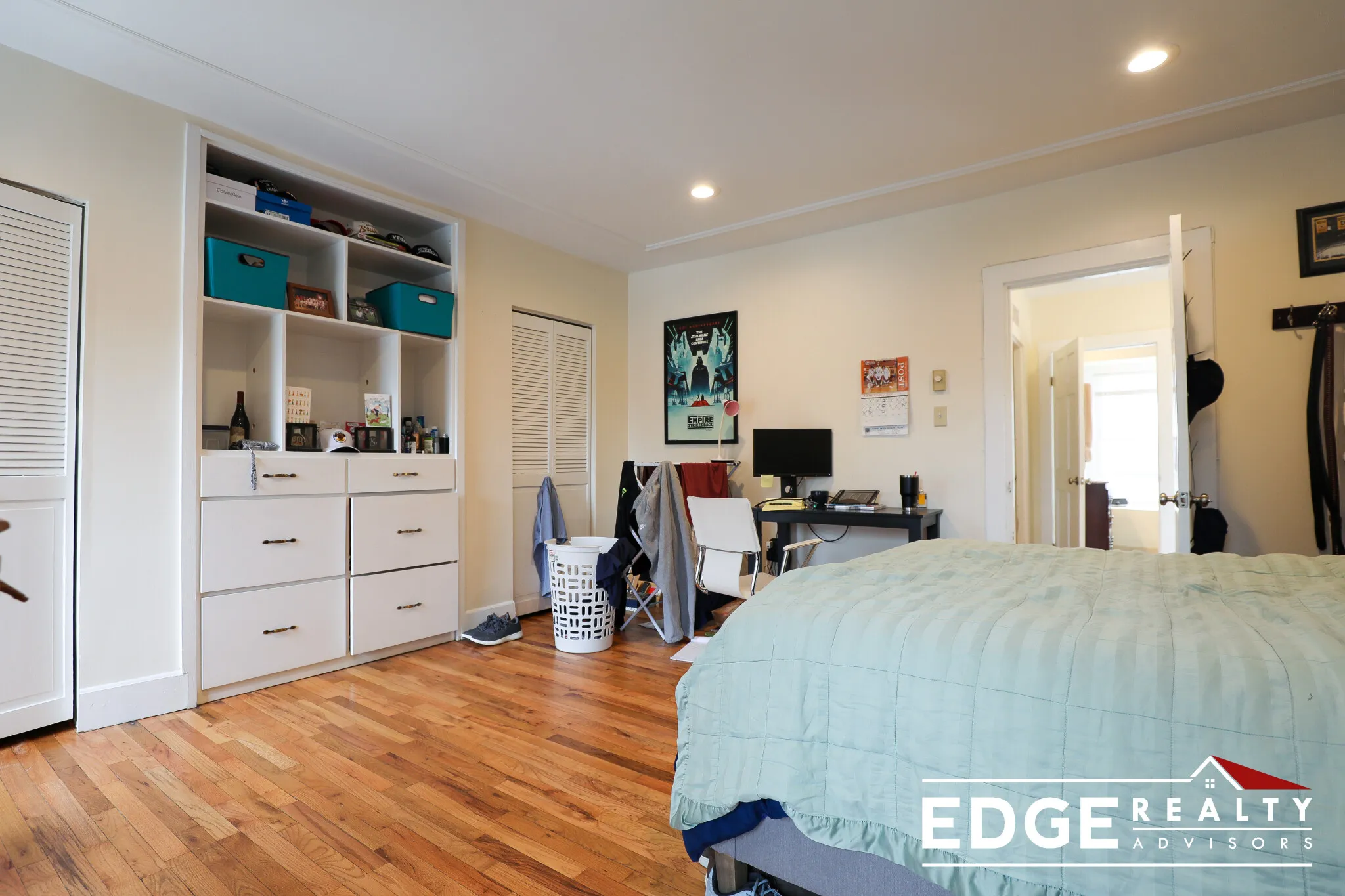 4 bed, 2 bath apartment for rent at 10 Woodmont St Unit 2, Brighton — photo 7 of 13