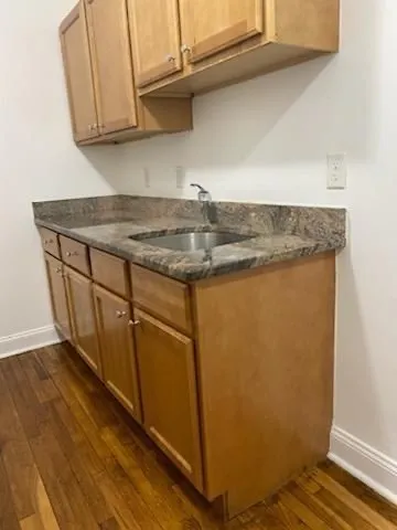 1 bed, 1 bath apartment for rent at 10 Yeamans St Unit 12-1, Revere — photo 2 of 8