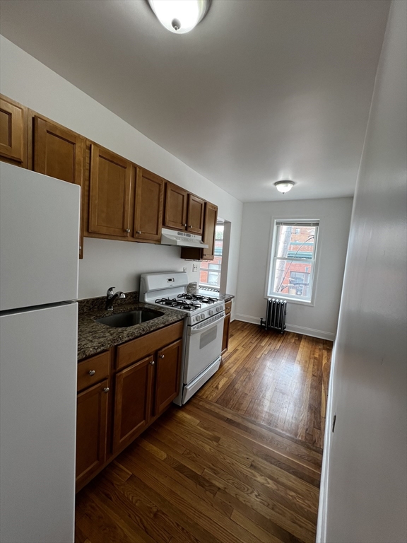 Studio bed, 1 bath apartment for rent at 10 Yeamans St Unit 15, Revere — photo 1 of 5