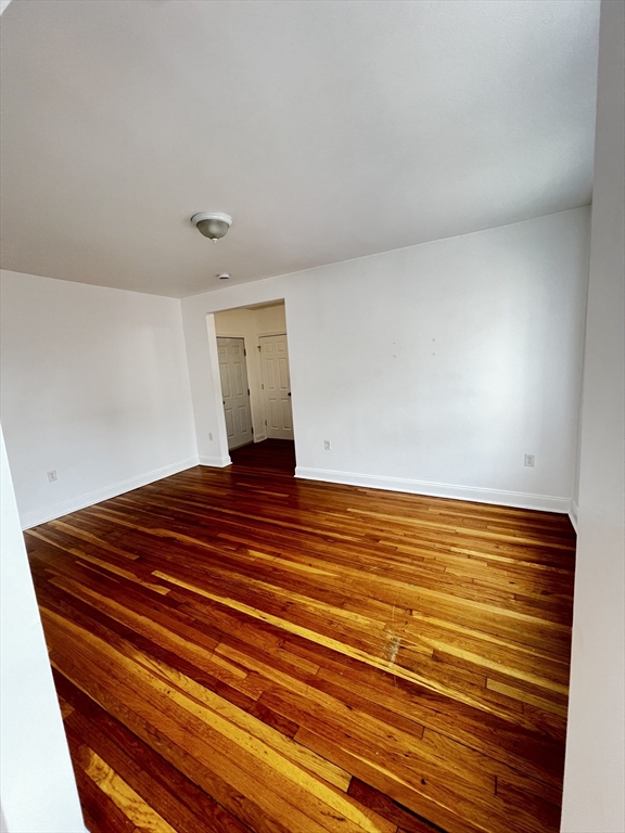 Studio bed, 1 bath apartment for rent at 10 Yeamans St Unit 15, Revere — photo 3 of 5