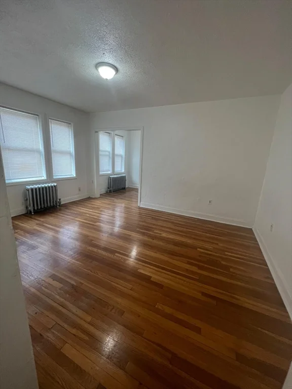 Studio bed, 1 bath apartment for rent at 10 Yeamans St Unit 19, Revere — photo 4 of 9