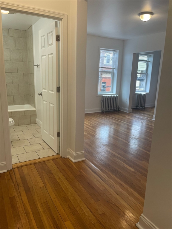 Studio bed, 1 bath apartment for rent at 10 Yeamans St Unit 22, Revere — photo 4 of 8