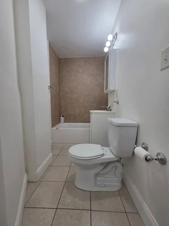 Studio bed, 1 bath apartment for rent at 10 Yeamans St Unit 7, Revere — photo 6 of 6