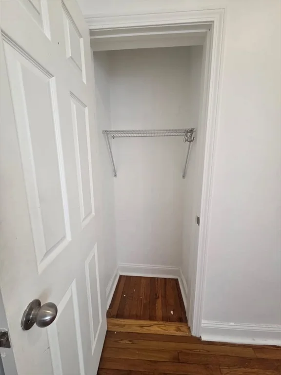 Studio bed, 1 bath apartment for rent at 10 Yeamans St Unit 7, Revere — photo 4 of 5